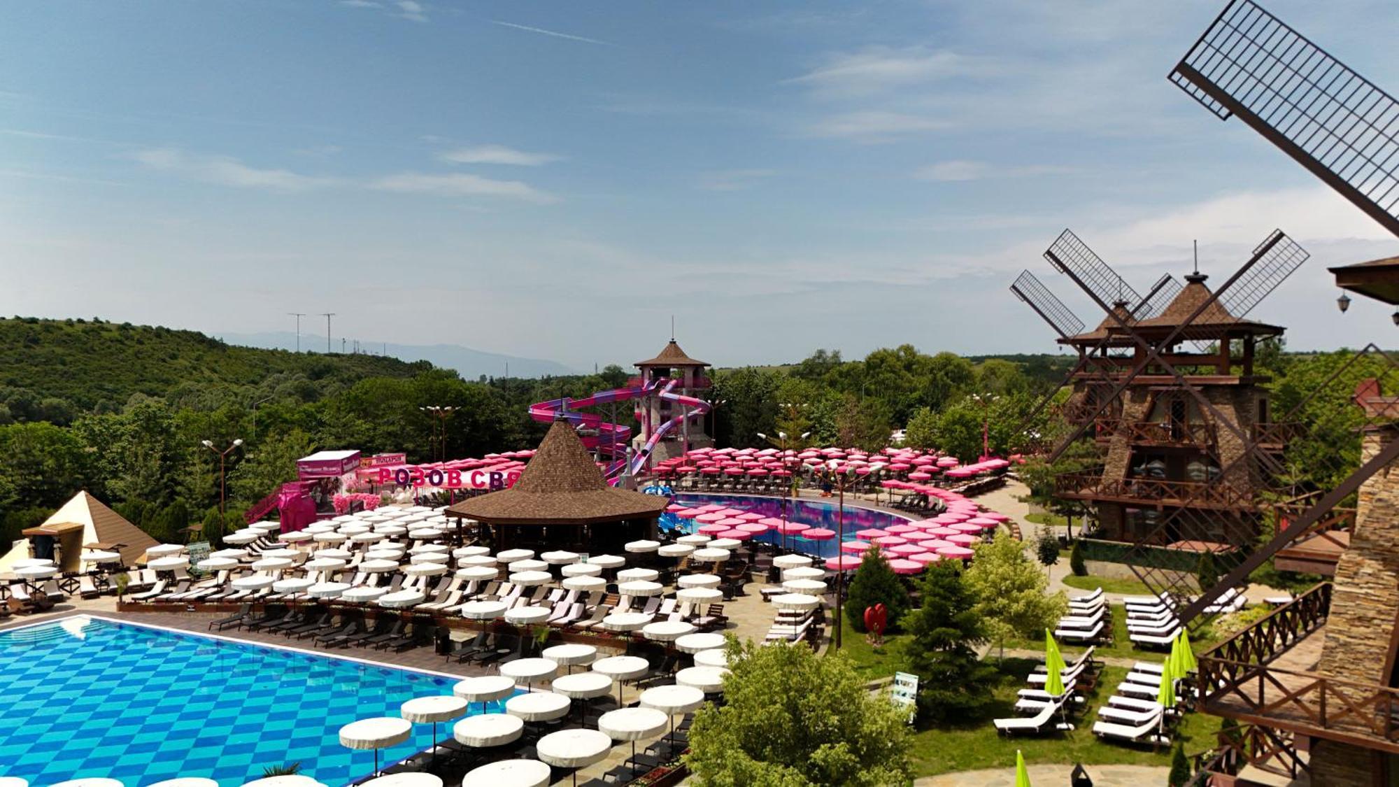 Отель The Wind Mills Hydropark Gorna Malina Экстерьер фото